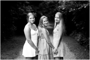 Lake Monticello Sister Summer Portraits in Fluvanna sisterhood photographer Charlottesville Pictures Cville Photography Virginia RIver Siblings Teen Tween